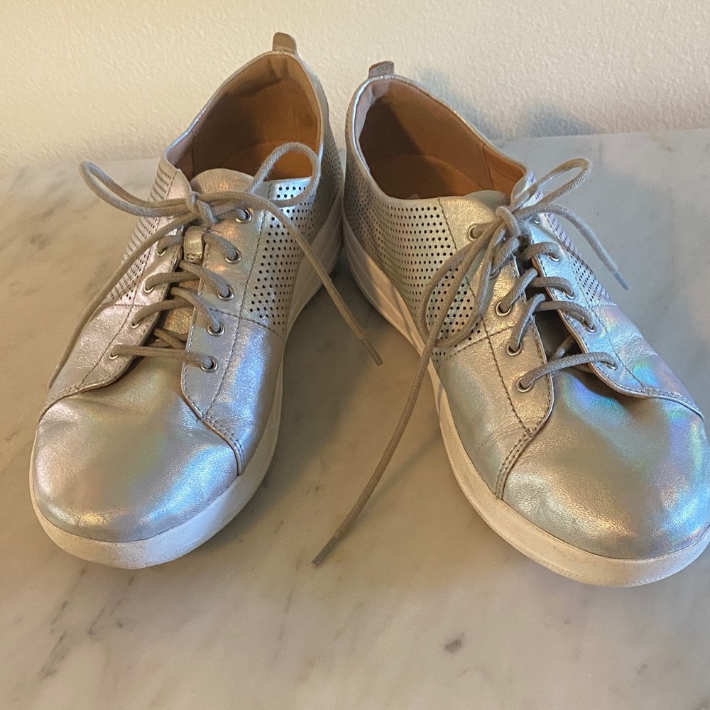 FitFlop Iridescent Silver Sneakers